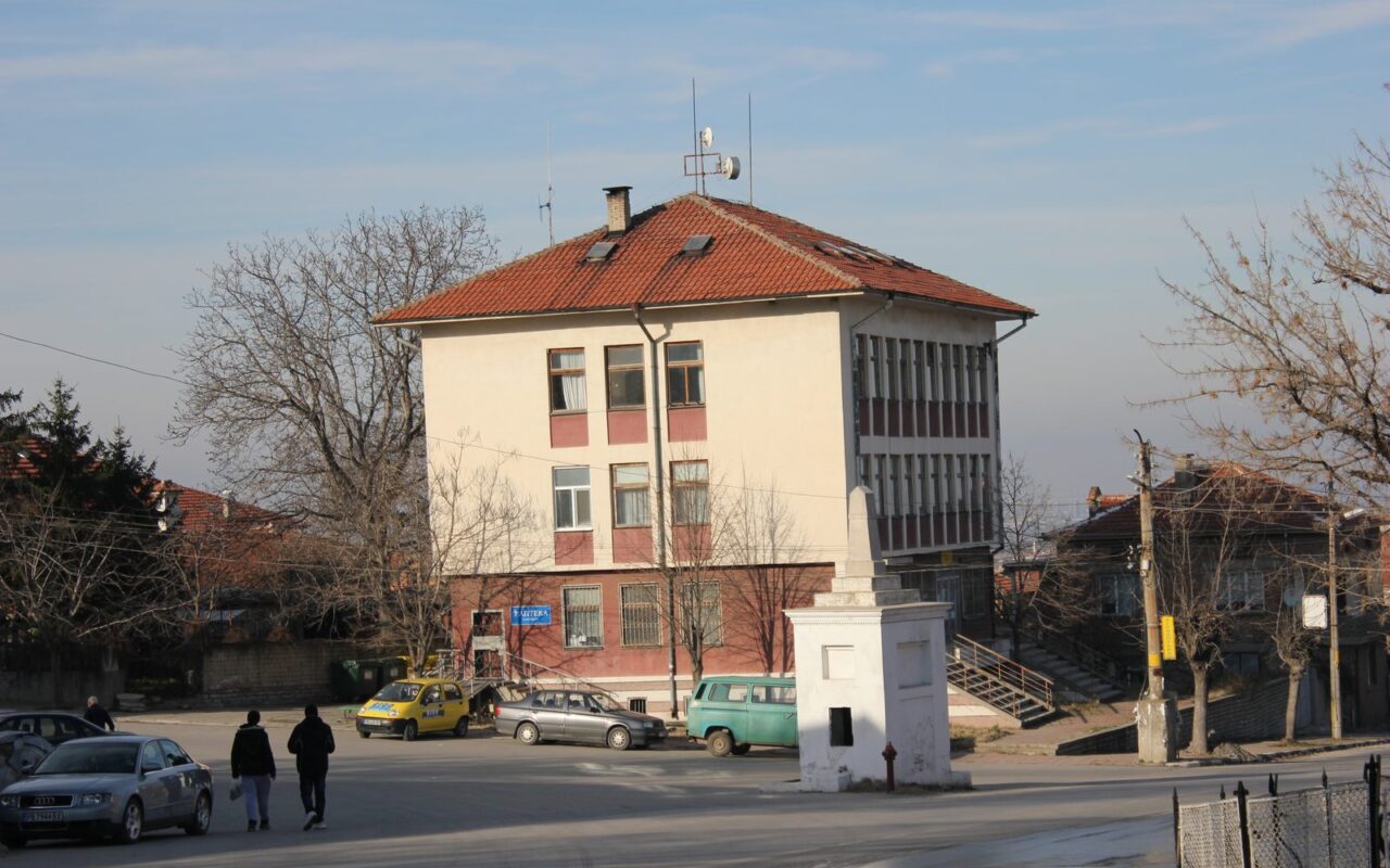 Изглед от с. Брестник